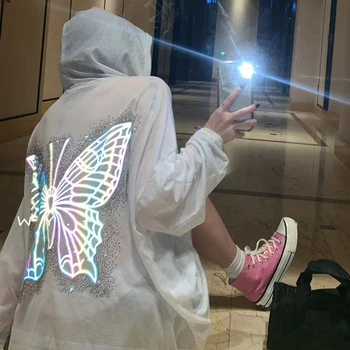 

European White Black Sunscreen Long-sleeved T-shirt Female Summer Shine Butterfly Blouse Loose Hooded Sweatshirts Women NS1962