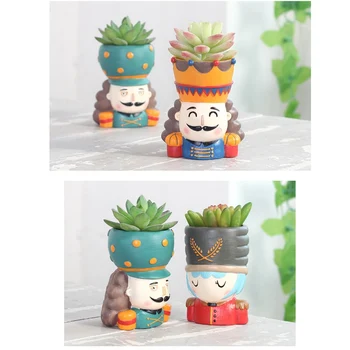 

Resin Flowerpot Fairy King and Queen Succulent Plant Pot Home Bonsai Cactus Flower Pot Office Desktop Decoration.