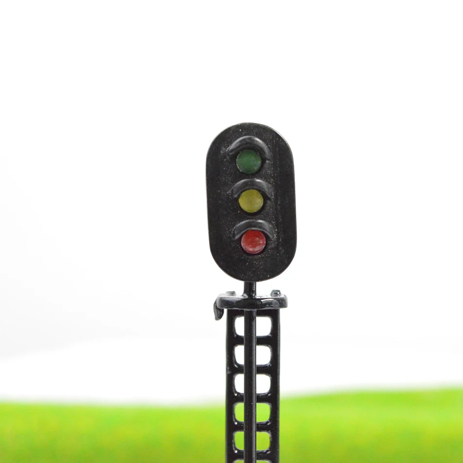 model-light-7