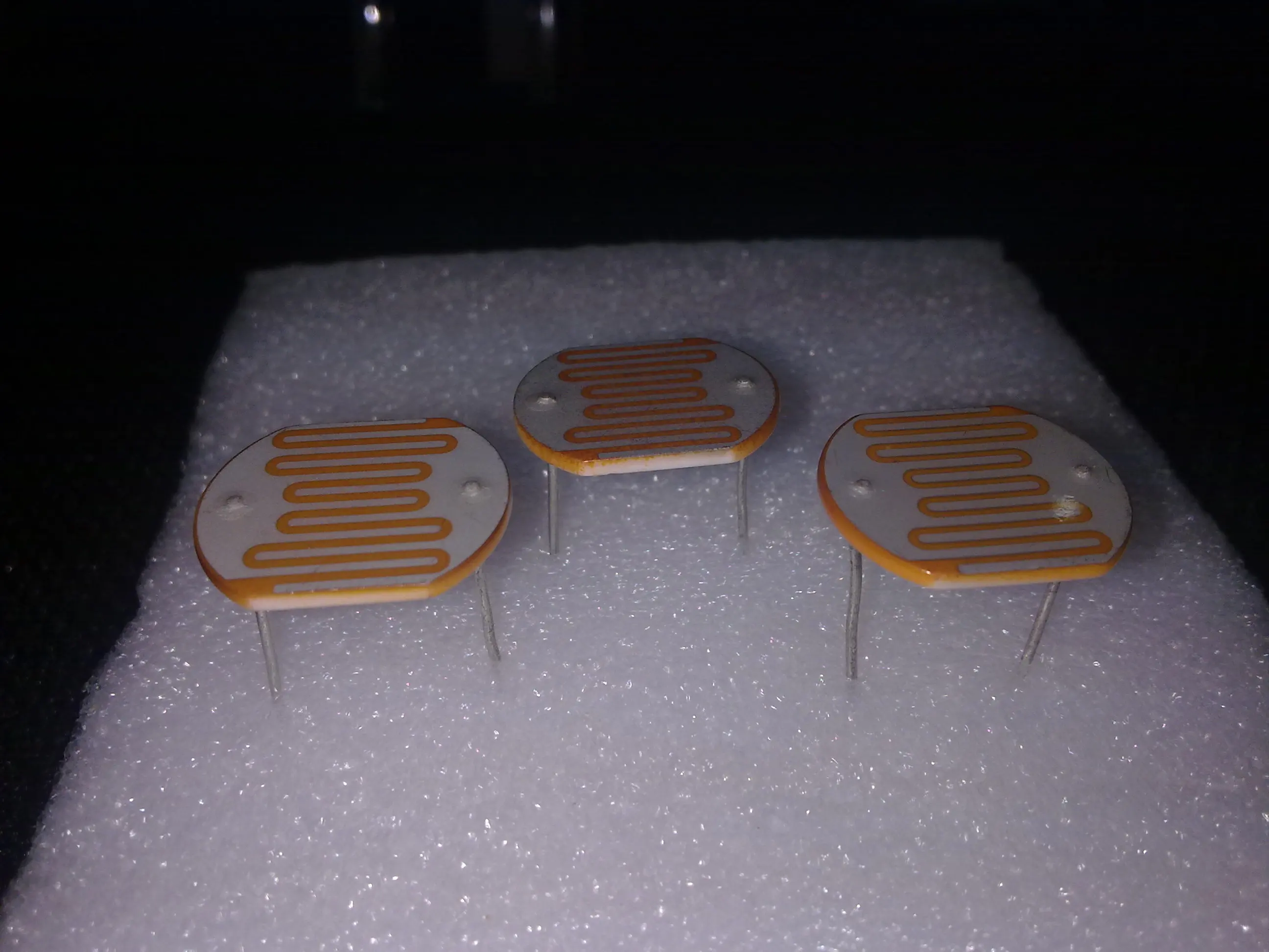 100pcs/bag 25mm CDS light sensor LDR Photoresistance MJ25516 MJ25517 MJ25528 MJ25537 MJ25539
