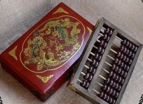Винтажная китайская деревянная бусина в красной коробке с драконом