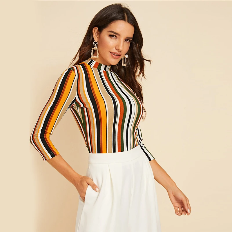 SHEIN, многоцветная облегающая футболка в полоску с воротником-стойкой ...