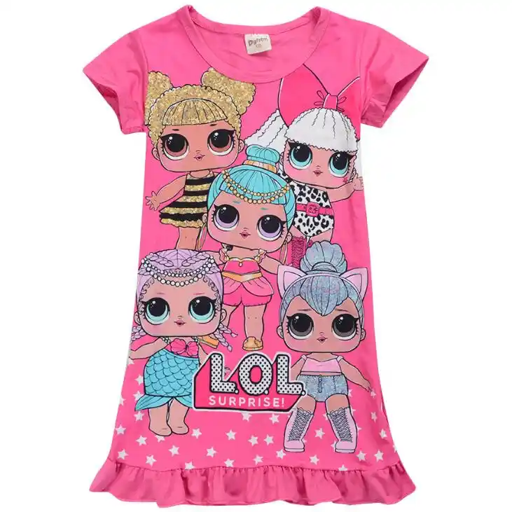 vestindo roupas de criança