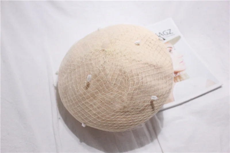 Beige Известный подиум модели Элегантный Ретро мода простой кружевной помпон шерсть художника кепки сетки берет Женская осень и зима - Цвет: Beige