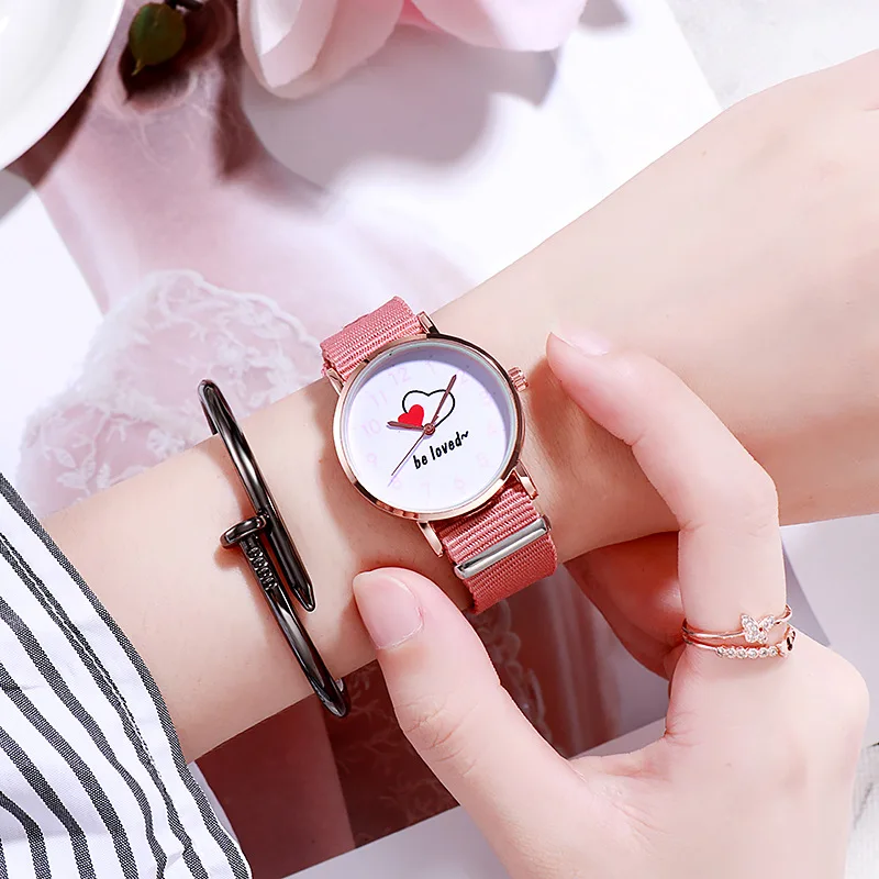 

Temperament retro trend simple atmosphere joker love pattern lady exquisite watch