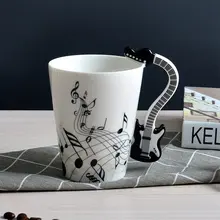 Gitaar/Viool Vorm Handvat Cup Art Keramische Mok Muziekinstrument Noot Stijl Koffie Melk Kerstcadeau Home Office Drinkware(China)