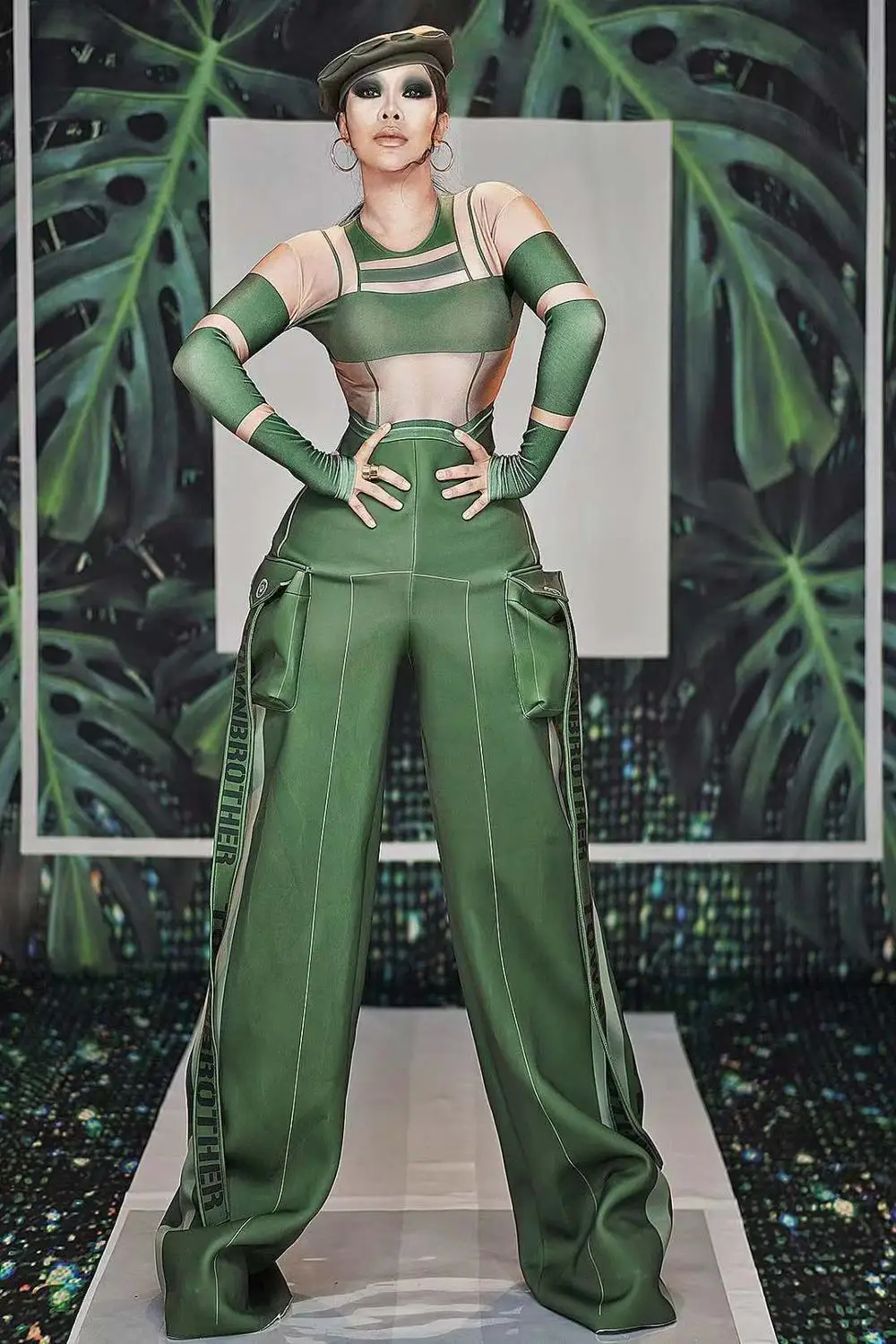 Sexy-Green-Military-Uniform-Long-Sleeves-Bodysuit-Nightclub-Bar-Outfit-Women-Dance-Stage-Wear-Jumpsuit-Outfit