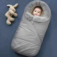 Saco de dormir de invierno para bebé, manta gruesa impermeable para recién nacido, manta para cochecito con Cuello de piel, cremallera de 2 vías
