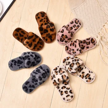 

Children's Cotton Slippers Leopard Print Autumn and Winter Home Non-slip Mute Hair Slippers Men and Women Baby Plush Slippers