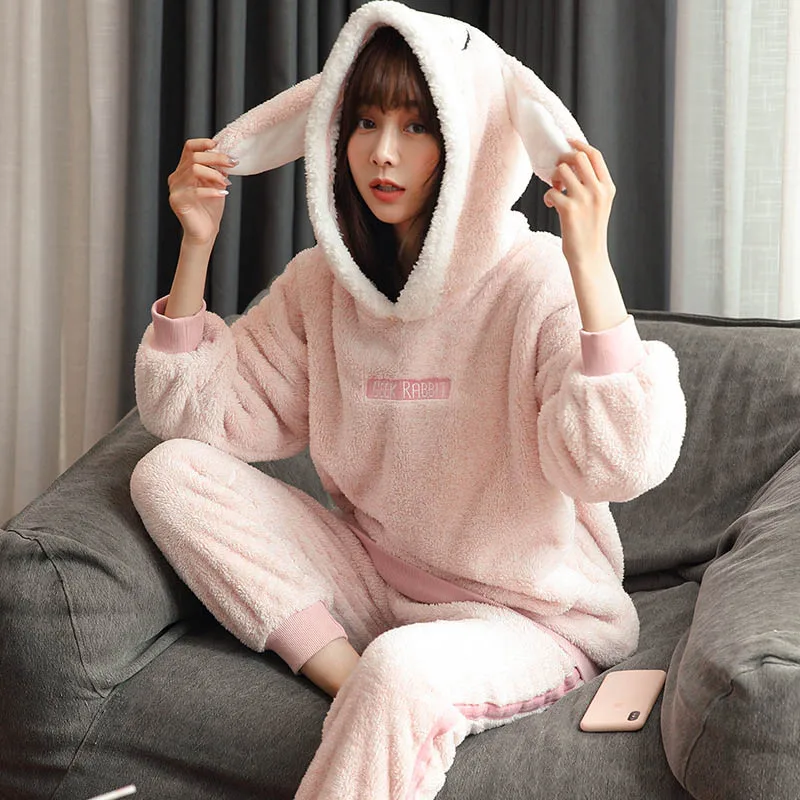 Pajamas Set Зимние женские пижамы с милыми заячьими ушками; теплые пижамы; комплект из 2 предметов; утепленная женская одежда для сна с капюшоном; фланелевая домашняя одежда - Цвет: Pajamas Set