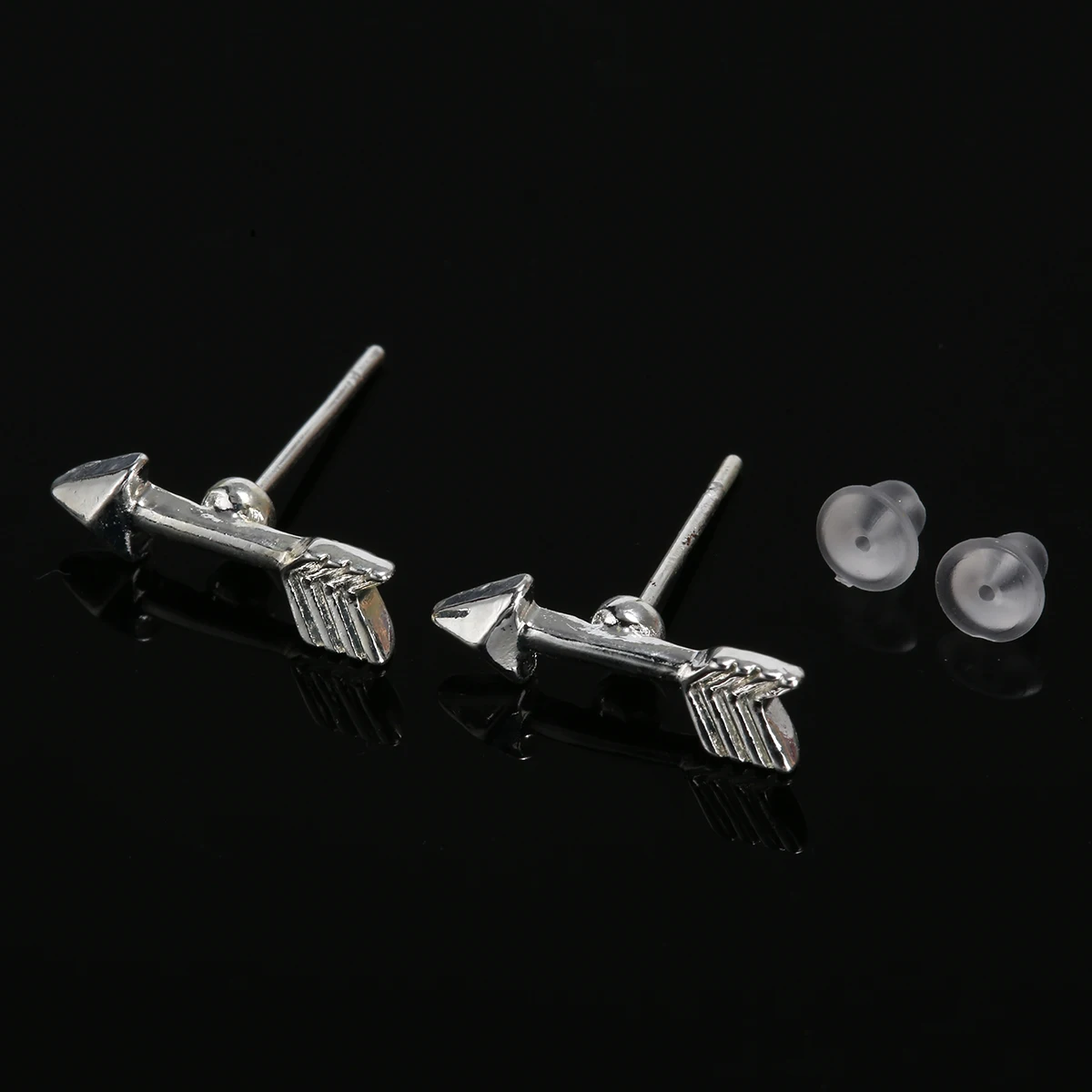 1pair Fashion Tiny Arrow Ear Stud Earring Shellhard Charms Pattern Ear Climbers brincos Women Sexy Body Jewelry boucle d'oreille