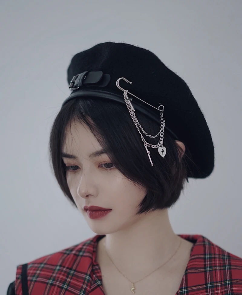 Ruibbit Punk Rock Gothic Tassel Metal Pu Leather Patchwork Wool Beret