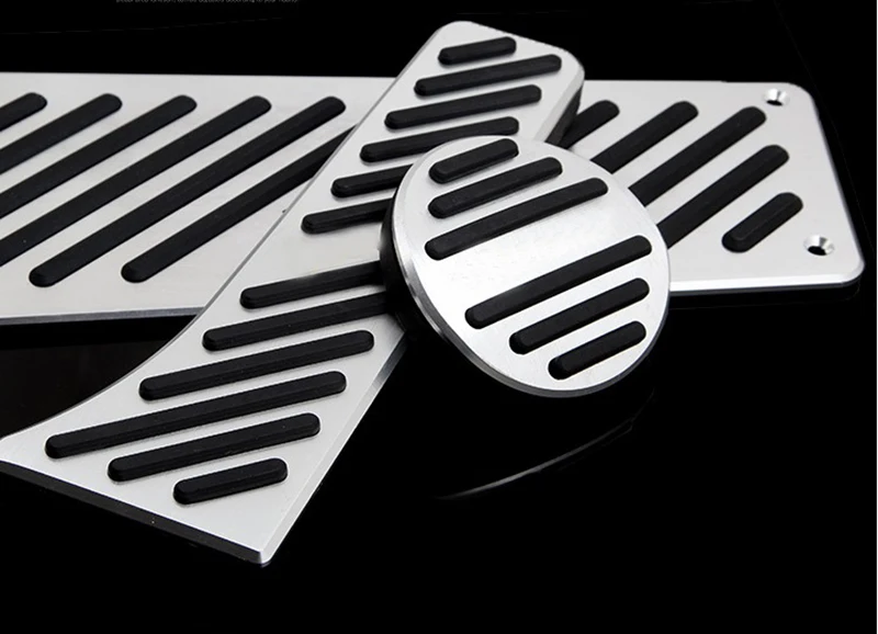 Car Accessory Accelerator Gas Brake Foot Rest Pedal Pad For Benz Smart Fortwo Elf 2009-2013 2014 Pedals Pad Non-Drilling Pedals