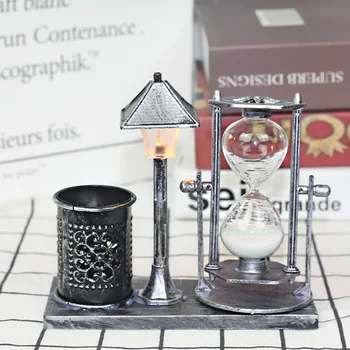 

Vintage Sandglass Pen Holder Sculpture Figurine Resin Modern Art Figurine Ornament Home Decoration Accessories Desktop Decor