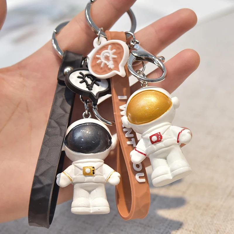 

JZ CHIEF Men Fashion Keychain Women Bag Pendant Creative Car Keyring Spaceman Astronaut Keychain Bag Accessories Lightweight