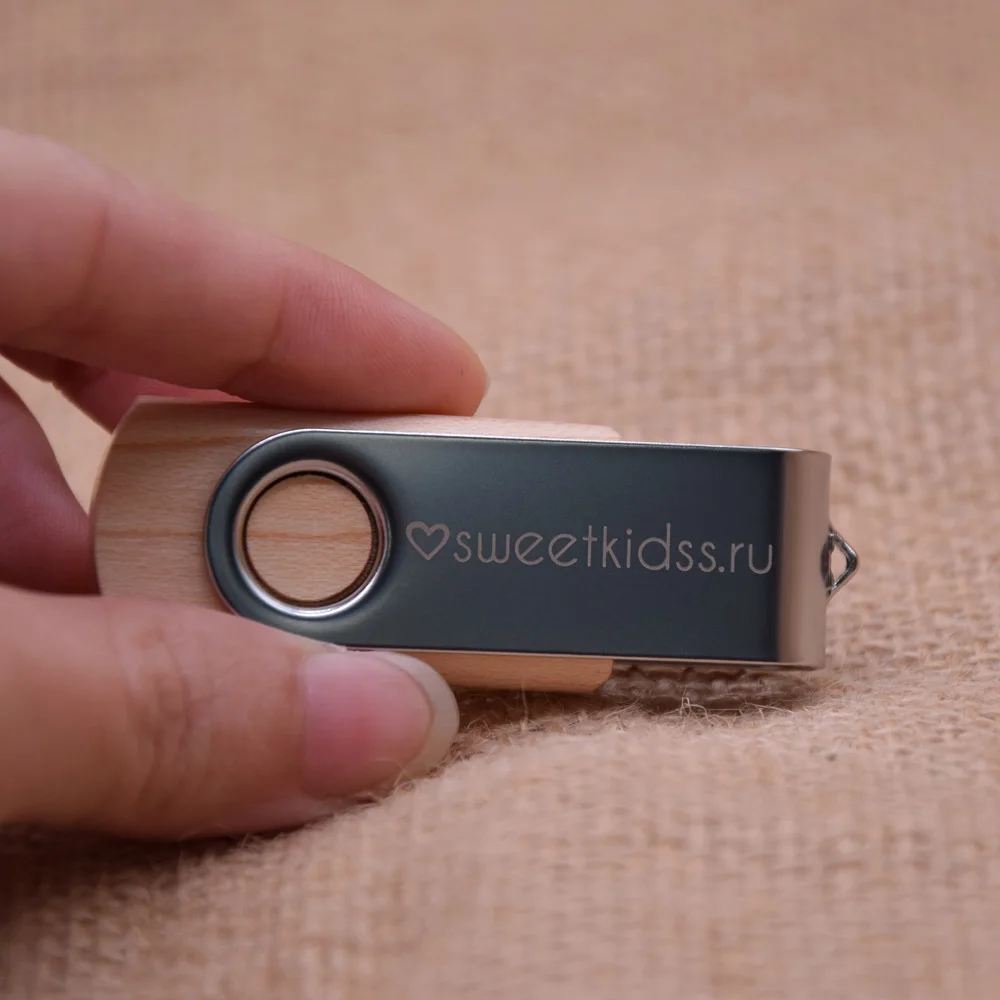 Пользовательский логотип более 10 шт. Бесплатная Usb 3 0 вращающаяся плакированная