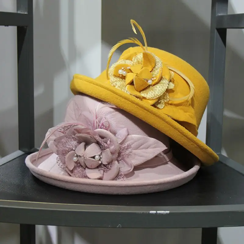 Womens Winter Vintage Faux Felt Trimmed Bucket Cap Flower Feather Imitation Pearl Bowknot Elegant Wedding Church Trend Top Hat