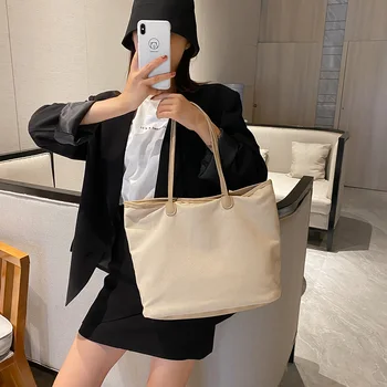 

Fashion Exquisite Shopping Bag Women Handbag Large Capacity Shopping Shoulder Bag Simple Canvas Splicing Totes
