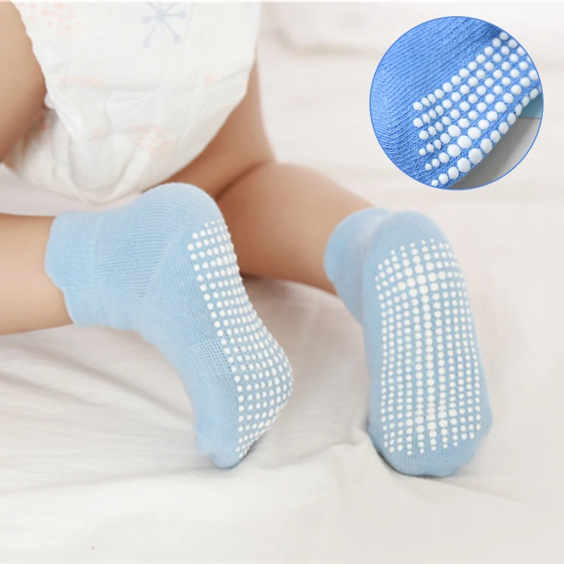 Precio bajo Calcetines antideslizantes de algodón para niño y niña, calcetín de corte bajo para chico, para las cuatro estaciones, de 0 a 6 años, 6 par/lote 5ByYVLLN1