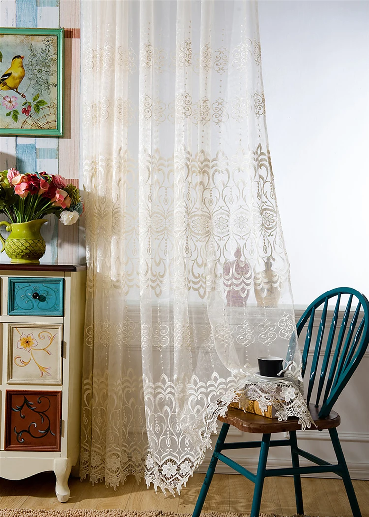 2440715241_1566249100