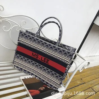 

Baggage Girl 2019 New Stripe Printed Canvas Large Bag, Large Capacity Single Shoulder Bag, Hand-held Special Bag and Leisure Bag