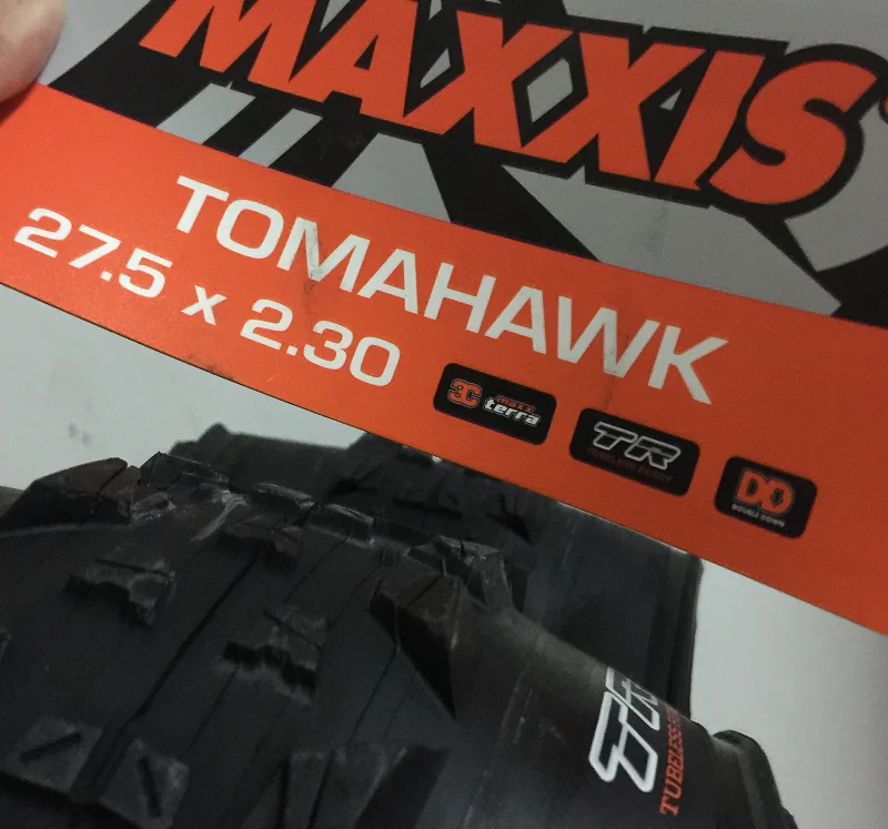 Maxxis TOMAHAWK бескамерные велосипедные шины 27,5*2,3 сверхлегкие 60TPI120TPI 3C бескамерные готовые анти прокол mtb горные шины 650B