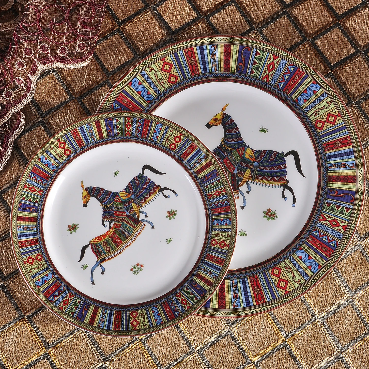 High-grade European Bone China Western Dish Steak Dish Snack Plate Round Diet Luxury Dinner Plates Dish Kitchen Decor