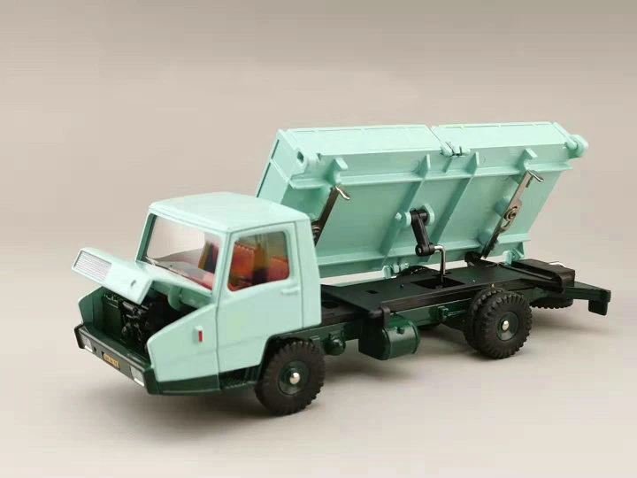 rare fine 1/43 Dump truck Alloy truck model Many movable parts Collection