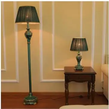 Retro living room bedside American table lamp European classical resin | Освещение