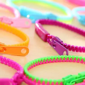 

Fluorescent rainbow color level personalized zipper bracelet bracelet R9UE