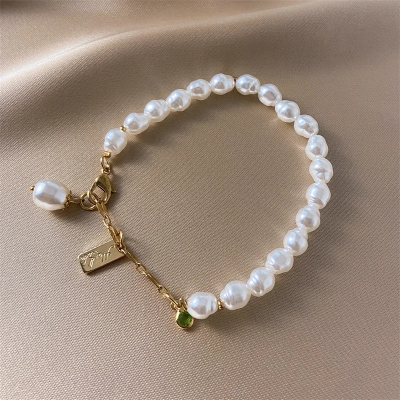 Classic Fashion Butterfly Pearl Pendant Bracelet For Women Exquisite Lucky Cuff Bracelet Anniversary Gift Luxury Jewelry bracelet jewelry