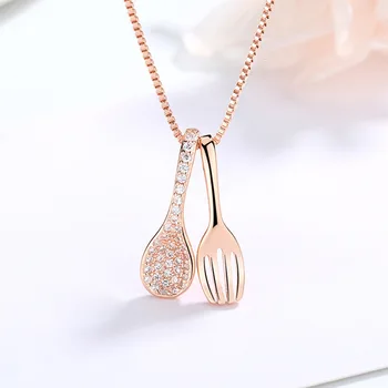 

Fashion Luxury Crystal Fork Spoon Necklace Personality Spoon Pendant Necklace Rhinestone Necklace Woman Long Chain Necklace