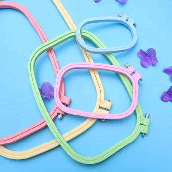 

5 Pcs Embroidery Hoops Plastic Useful Cross Stitch Tool Embroidery Tool Cross Stitch Hoops for DIY Craft Cross Stitch