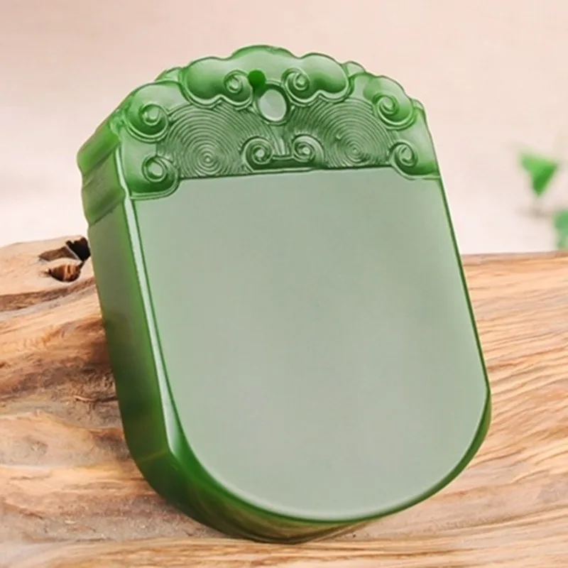 

Chinese Natural Green hand-carved Guan gongyu pendant fashion boutique jewelry men and women necklaces gift accessories