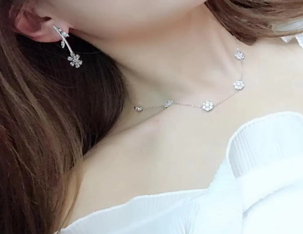 

Fashion 925 Sterling Silver romantic Crystal flower Choker Necklaces Elegant Rhinestone Sunflower pendant famous brand jewelry