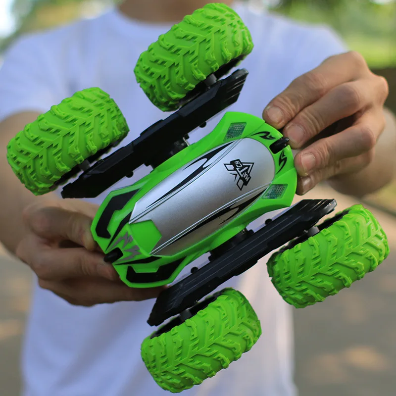 2.4Ghz Remote Control Car RC Car 4WD Rock Crawler Remote Control Toys Radio Control Car RC Stunt Double Side Car 3388