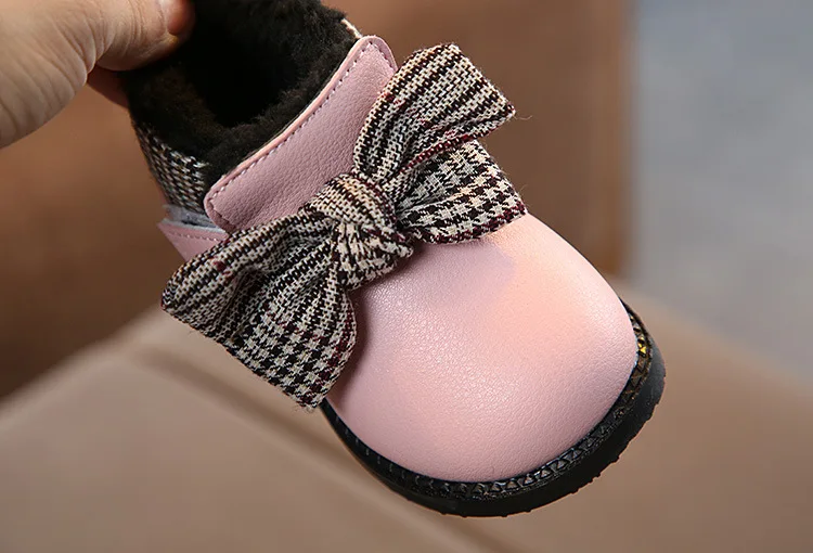 12470141637_1245930263