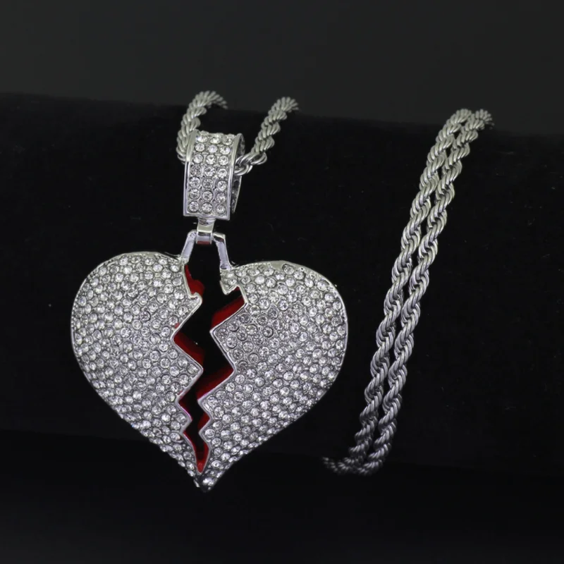 European and American Popular Hip-Hop Necklace Creative Design Broken Heart Pattern Pendant Necklace Rock Party Accessories