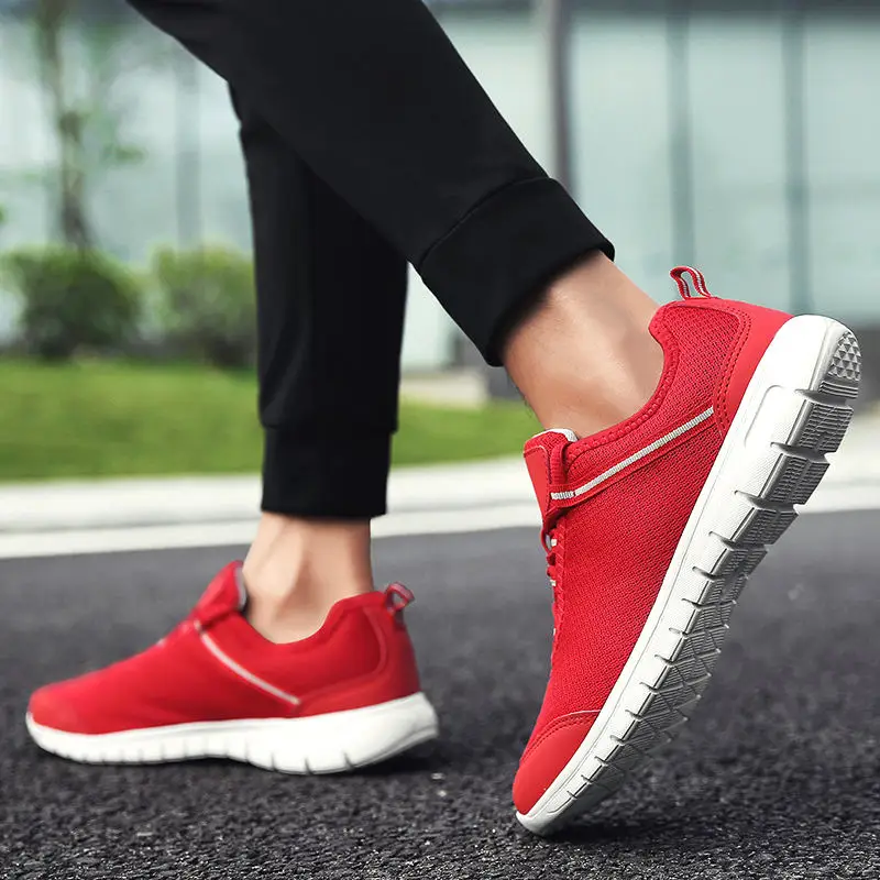 Большой размер 47, пара кроссовок для бега для женщин и мужчин, спортивная обувь, Легкие уличные кроссовки, дышащая сетка, красная обувь для влюбленных