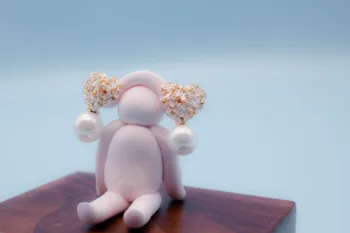 

Women's Stuning Heart Shape Earrings with Sea Shell Pearl 925 Sterling Silver Pin Cute Sweet Luxury Style from HuWu Design