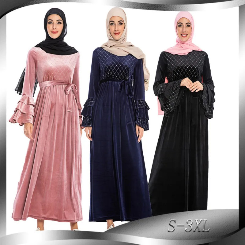 

2019 Muslim Fashion Large Size Dress Women's Hot Stamping Trumpet Sleeves Thick Gold Velvet Abaya O-neck Patch Winter Kaftan