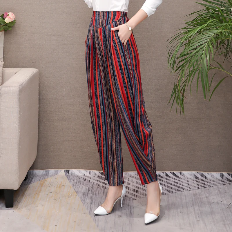 

Women summer pants 2020 New style women cotton print vintage plaid Elastic Waist Loose casual Female Trousers