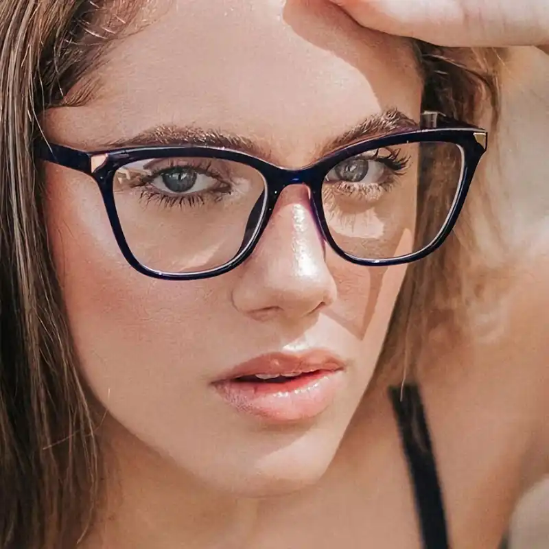 lightweight eyeglasses for women