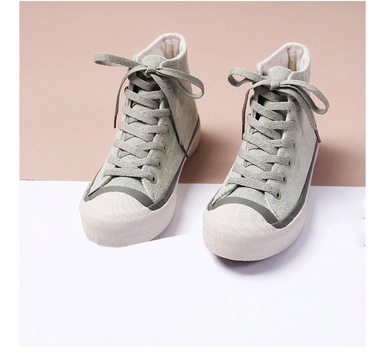 Winter Plush High-Top Women Canvas Shoes Comfortable Flat Warm Breathable Flock Shoes Winter New Fashion Trendy Shoes Women