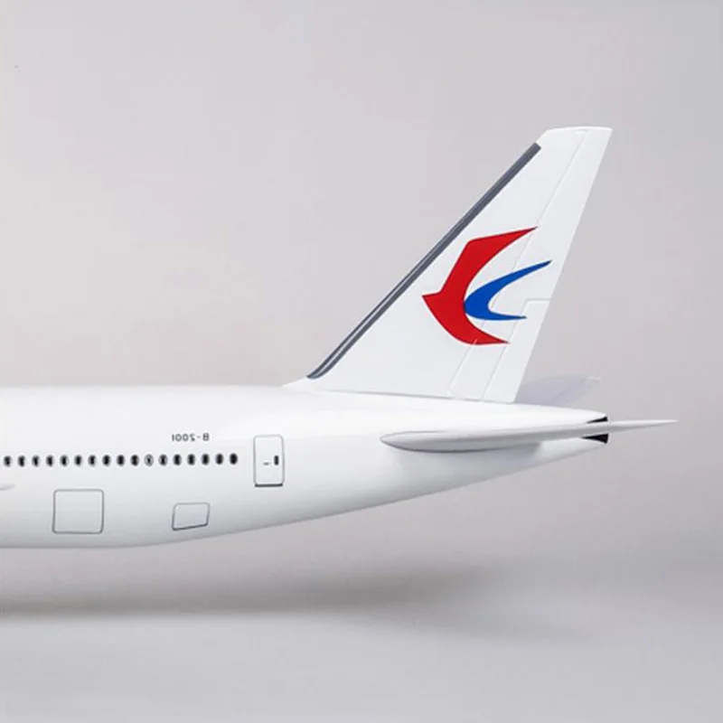 47 см 1/157 весы Boeing B777 Dreamliner авиация Китай Восточная Модель самолетов W свет и колесо литье под давлением пластик Смола самолет