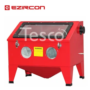 

Small sandblasting machine for removing impurities, hardware, machinery, tools and equipment