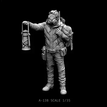 

1/35 Resin Figure Assembly Kit Carrying Lantern Pathfinder Self-assembled Ornament Soldier Model White Resin Model Soldier O8U5