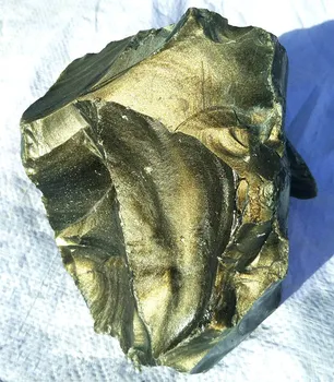 

Natural Obsidian Raw Stone Wool Golden Obsidian Jewelry Carving Material Specimen Stone Golden Energy Stone Ornament