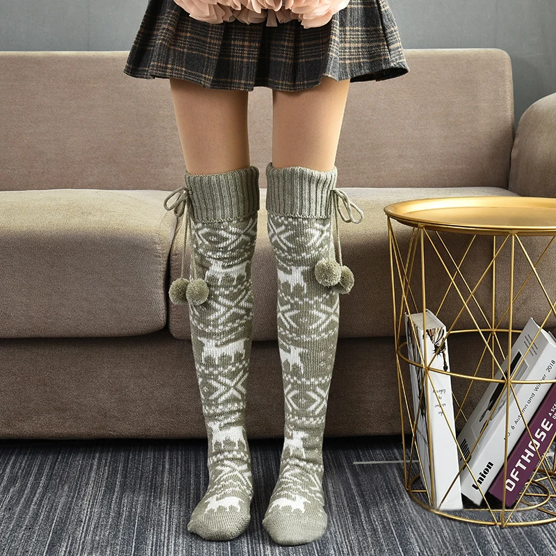 New-Christmas-Women-Knitted-Socks-Over-knee-Pile-Pile-with-Fur-Ball-Decoration-Keep-Warm-Winter (1)