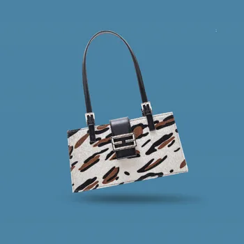 

Autumn Baguette Bag Imitation Horsehair Print Vinatge Shoulder-bag 2020 New Women Fashion Striped Bag A104